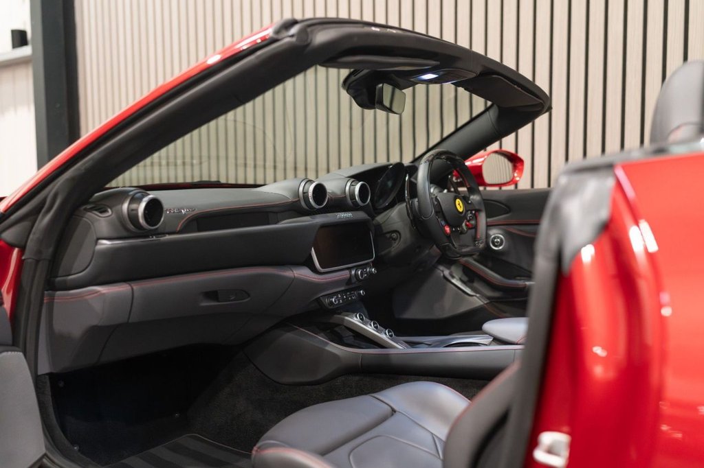Used Ferrari Portofino 2020 for sale - 76019035: Photo 2