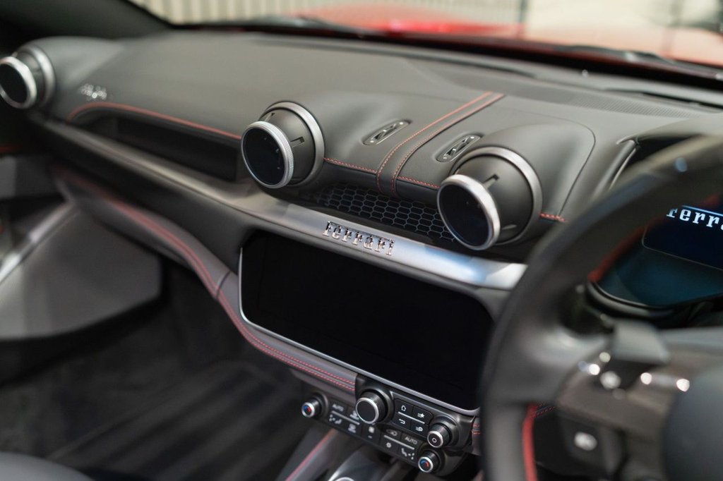 Used Ferrari Portofino 2020 for sale - 76019035: Photo 30