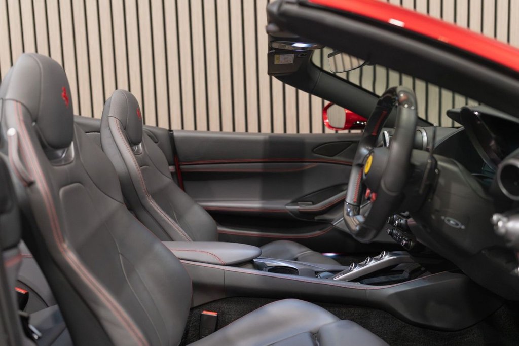 Used Ferrari Portofino 2020 for sale - 76019035: Photo 35