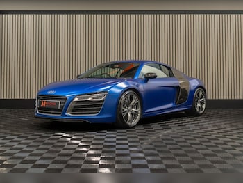 2013 (62) - 5.2 FSI [550] V10 Plus Quattro 2dr S Tronic
