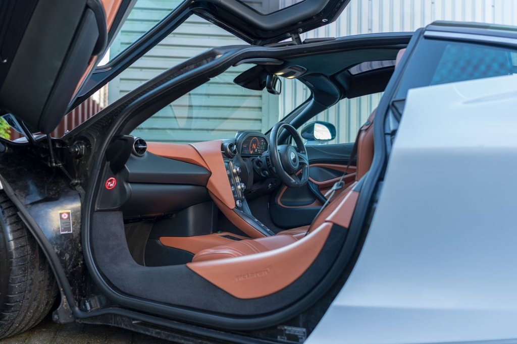 Used McLaren 720S 2017 for sale - 76665593: Photo 3
