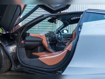Used McLaren 720S 2017 for sale - 76665593: Photo