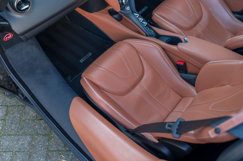 Used McLaren 720S 2017 for sale - 76665593: Photo 40