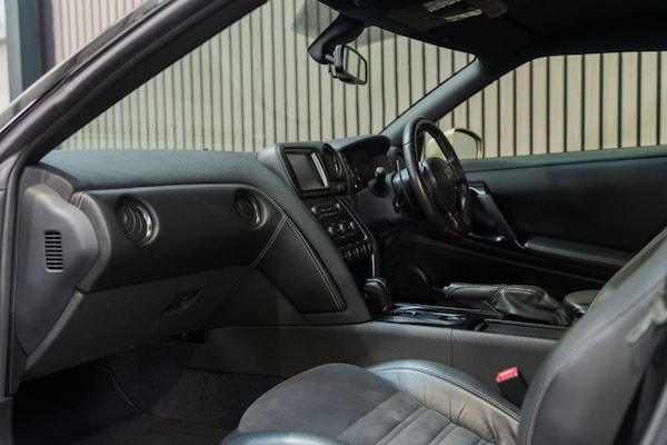 Used Nissan GT-R 2015 for sale - 74143453: Photo 33