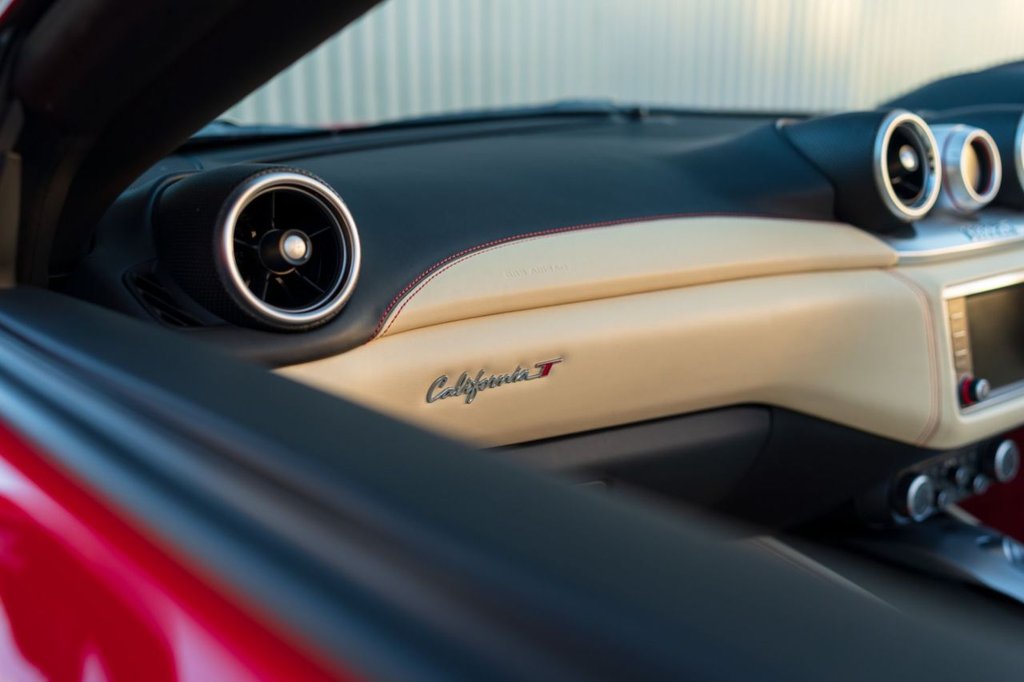 Used Ferrari California 2017 for sale - 76711407: Photo 27