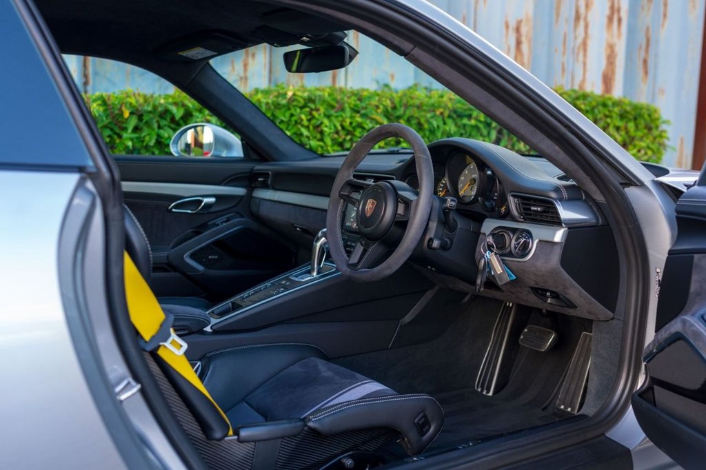 Used Porsche 911 2017 for sale - 76368081: Photo 21