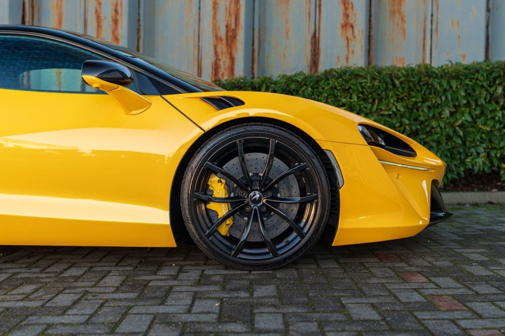 Used McLaren Artura 2022 for sale - 77007421: Photo 19