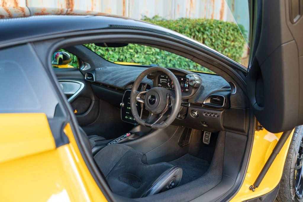 Used McLaren Artura 2022 for sale - 77007421: Photo 23