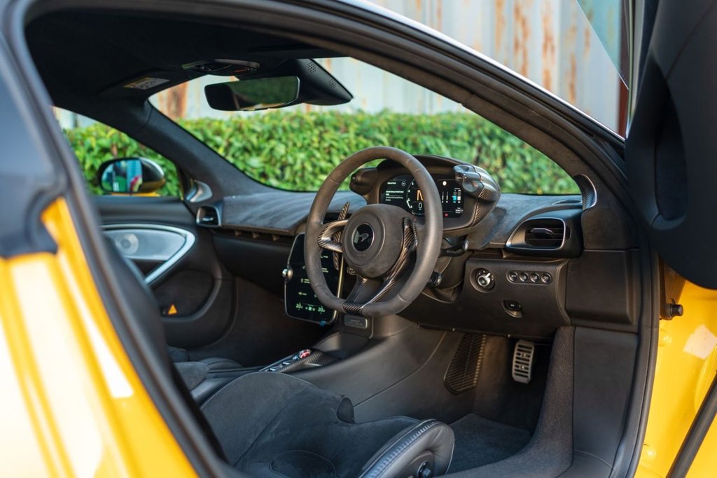 Used McLaren Artura 2022 for sale - 77007421: Photo 4