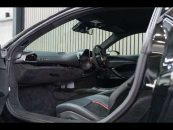 Used Ferrari 296 GTB 2023 for sale - 75122098: Photo