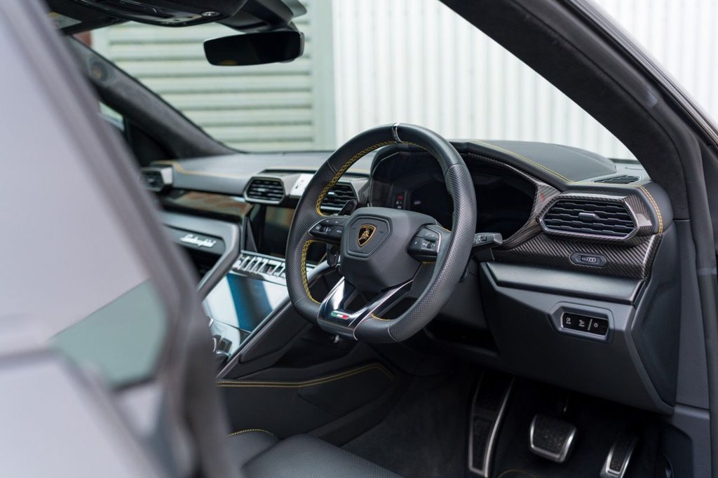 Used Lamborghini Urus 2022 for sale - 76333575: Photo 24