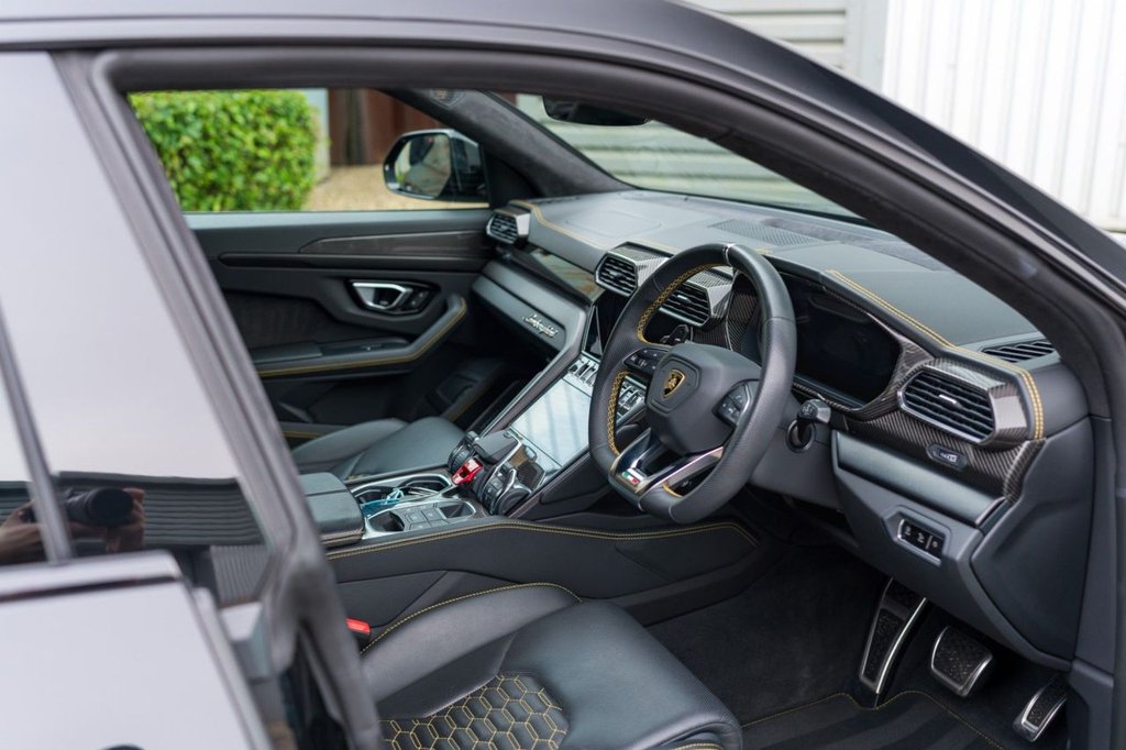 Used Lamborghini Urus 2022 for sale - 76333575: Photo 25