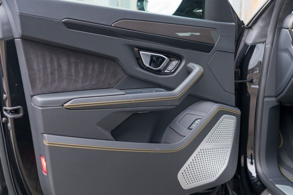 Used Lamborghini Urus 2022 for sale - 76333575: Photo 29