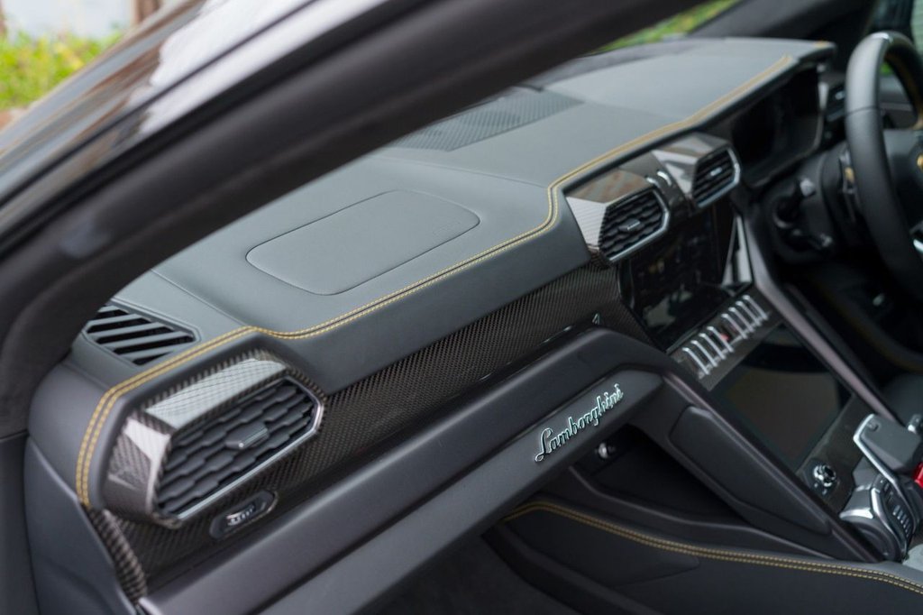 Used Lamborghini Urus 2022 for sale - 76333575: Photo 30