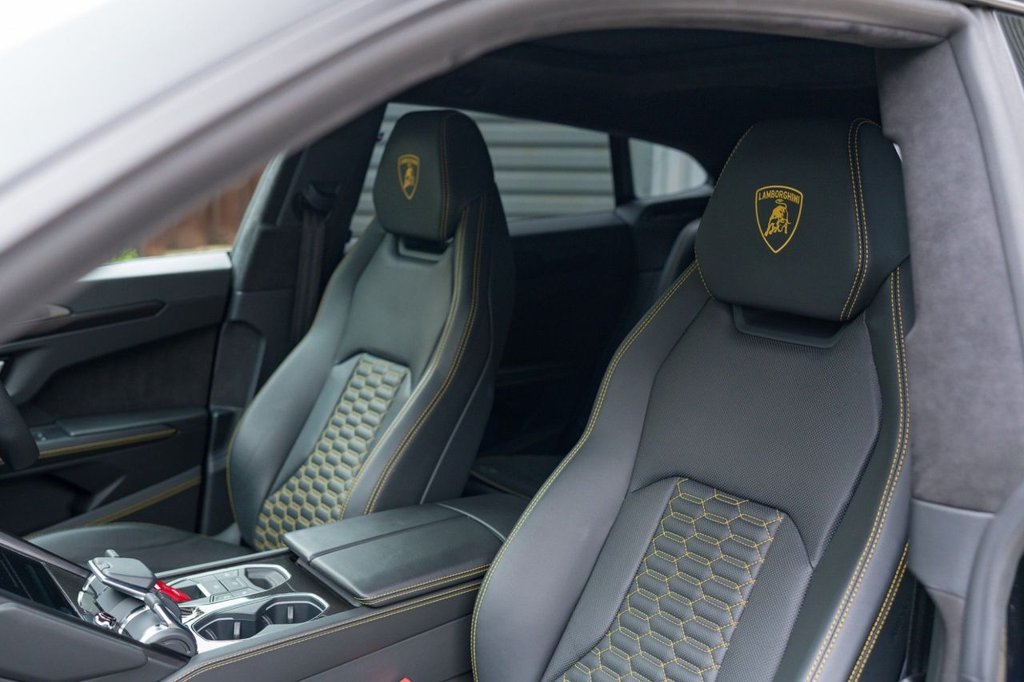 Used Lamborghini Urus 2022 for sale - 76333575: Photo 32