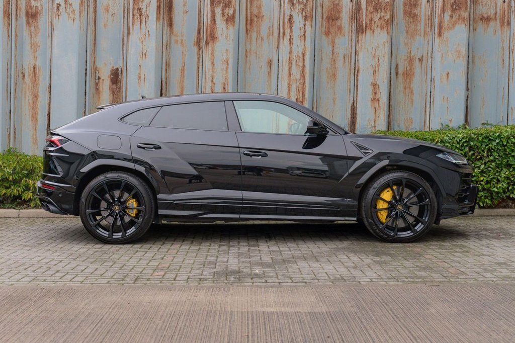 Used Lamborghini Urus 2022 for sale - 76333575: Photo 4