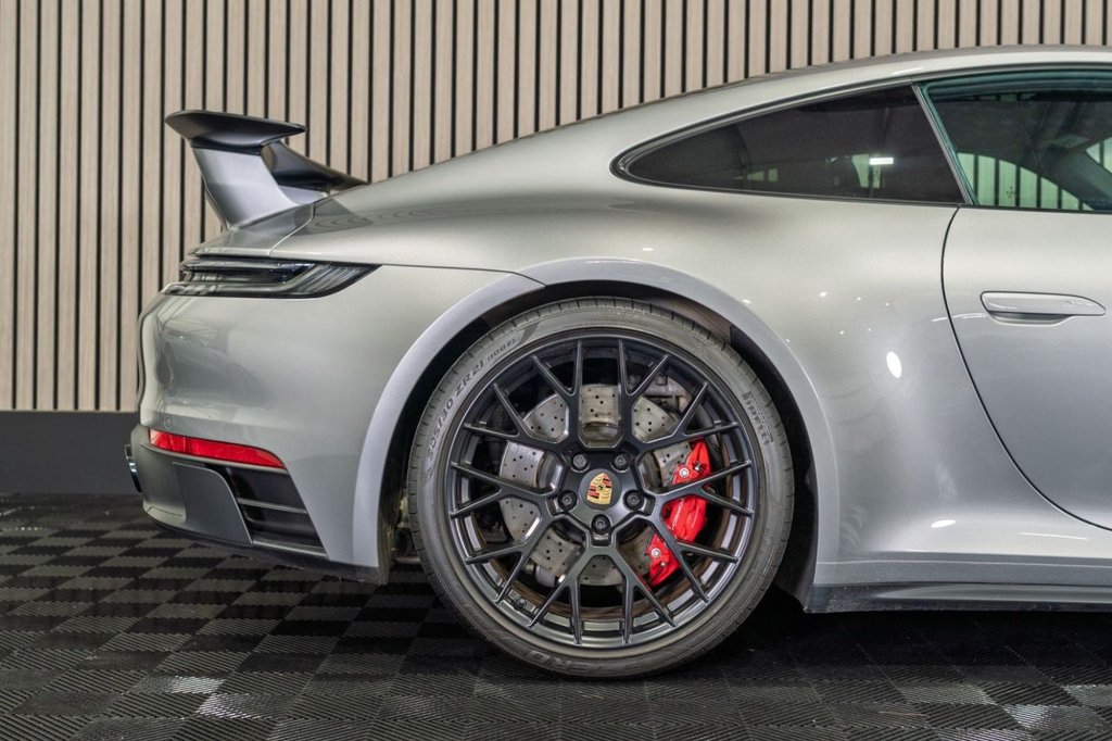 Used Porsche 911 2023 for sale - 76665568: Photo 17