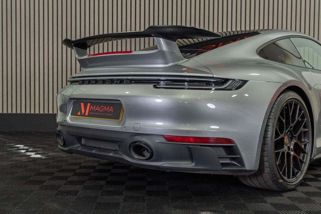 Used Porsche 911 2023 for sale - 76665568: Photo 19