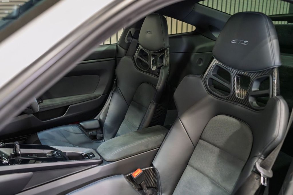 Used Porsche 911 2023 for sale - 76665568: Photo 2