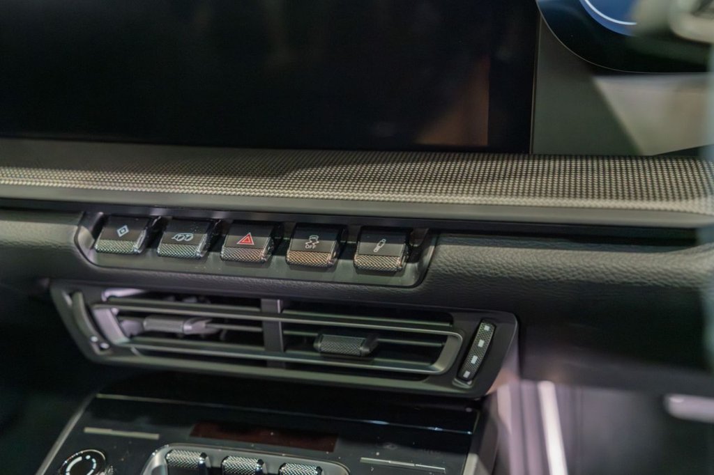 Used Porsche 911 2023 for sale - 76665568: Photo 25