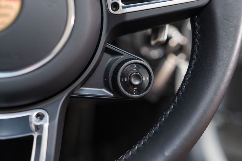 Used Porsche 911 2019 for sale - 76950161: Photo 28