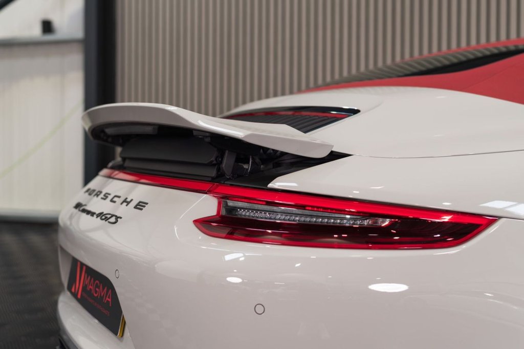 Used Porsche 911 2019 for sale - 76950161: Photo 38