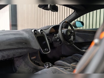 Used McLaren 600LT 2019 for sale - 75653866: Photo