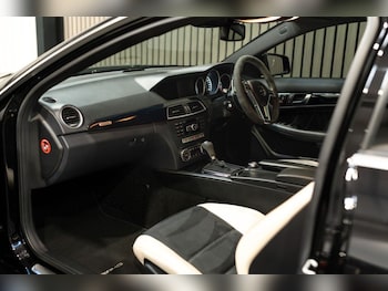 Used Mercedes-Benz C-Class 2014 for sale - 75916616: Photo
