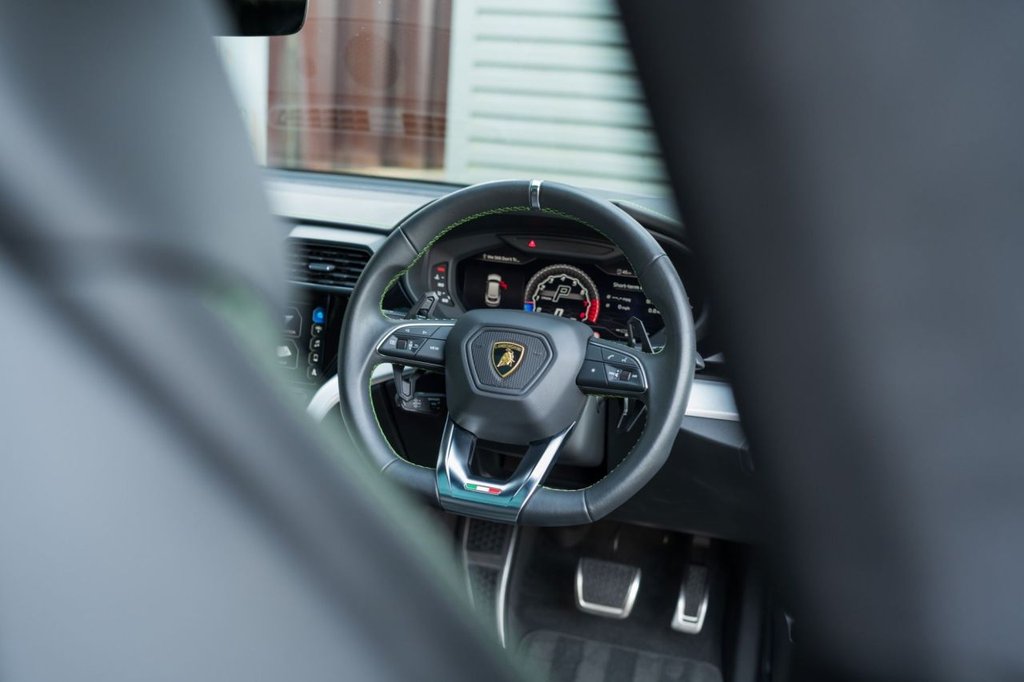 Used Lamborghini Urus 2021 for sale - 76535631: Photo 26