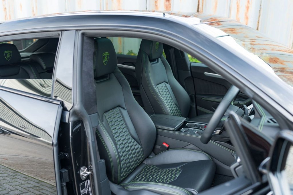 Used Lamborghini Urus 2021 for sale - 76535631: Photo 28