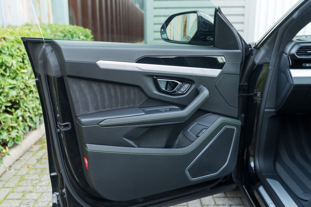 Used Lamborghini Urus 2021 for sale - 76535631: Photo 33