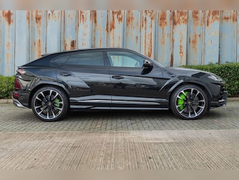 Used Lamborghini Urus 2021 for sale - 76535631: Photo