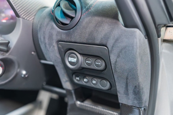 Used Lotus Exige 2018 for sale - 74807224: Photo 46