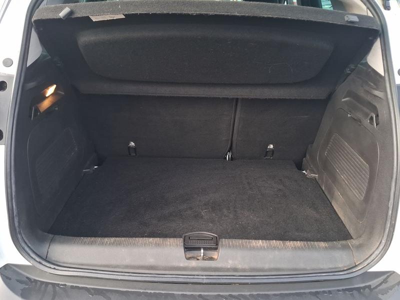 Used Vauxhall Crossland X 2017 for sale - 76835677: Photo 19