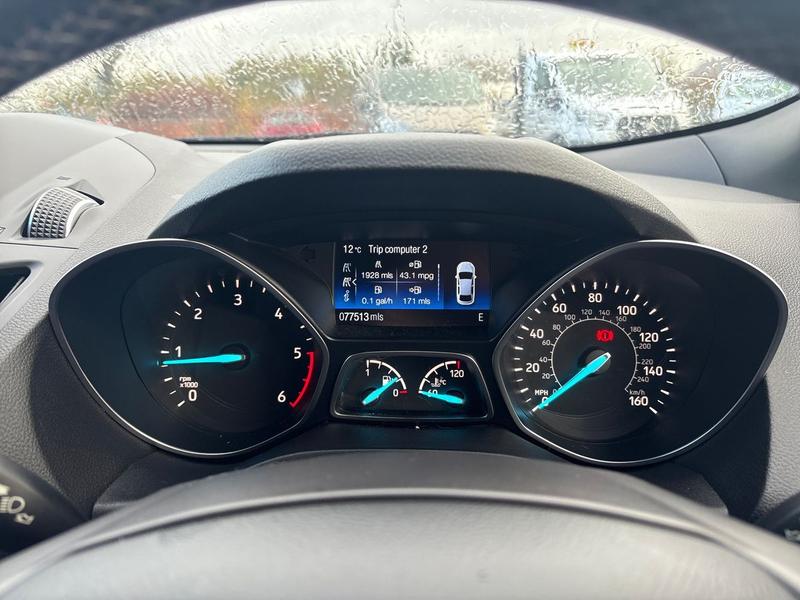 Used Ford Kuga 2017 for sale - 76847519: Photo 15