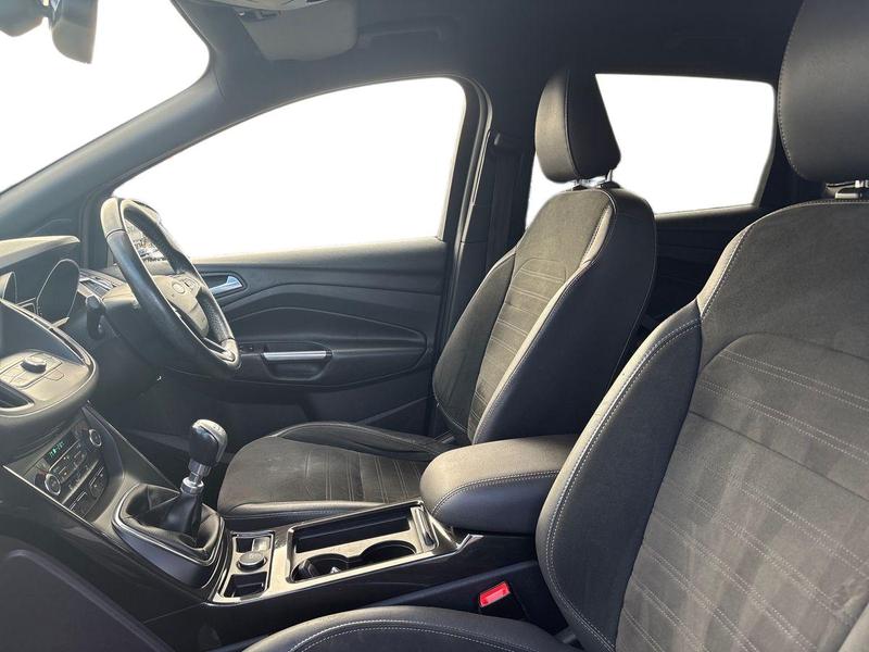 Used Ford Kuga 2017 for sale - 76847519: Photo 17