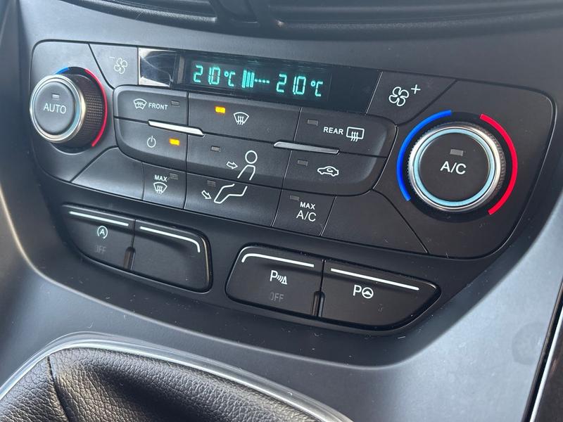 Used Ford Kuga 2017 for sale - 76847519: Photo 30