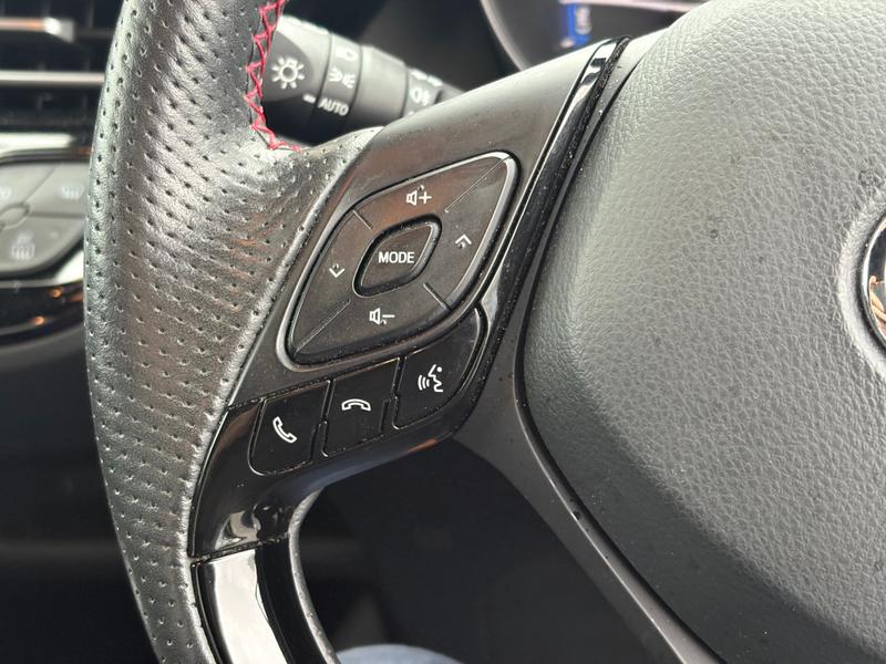 Used Toyota C-HR 2021 for sale - 76767117: Photo 23