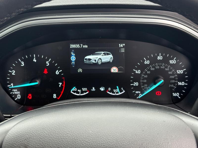 Used Ford Focus 2022 for sale - 76766980: Photo 19