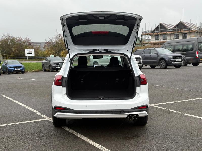 Used Ford Focus 2022 for sale - 76766980: Photo 7