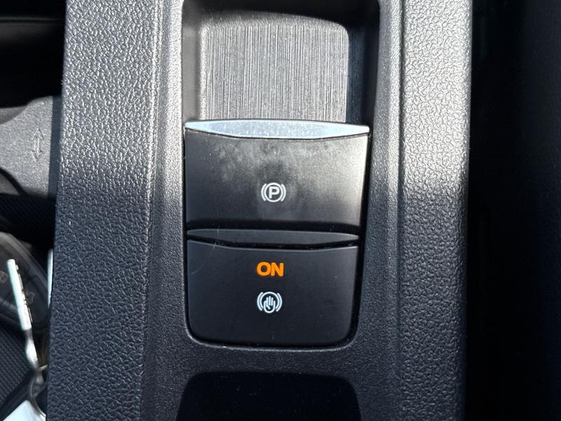 Used Ford Kuga 2020 for sale - 77225803: Photo 38