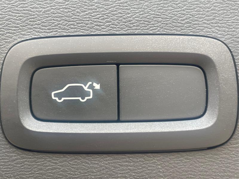 Used Volvo XC40 2021 for sale - 76766962: Photo 19