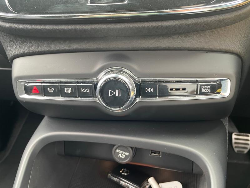 Used Volvo XC40 2021 for sale - 76766962: Photo 33