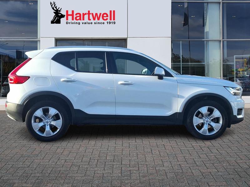 Used Volvo XC40 2021 for sale - 77006183: Photo 2