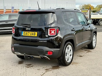 Used Jeep Renegade 2017 for sale - 76767047: Photo