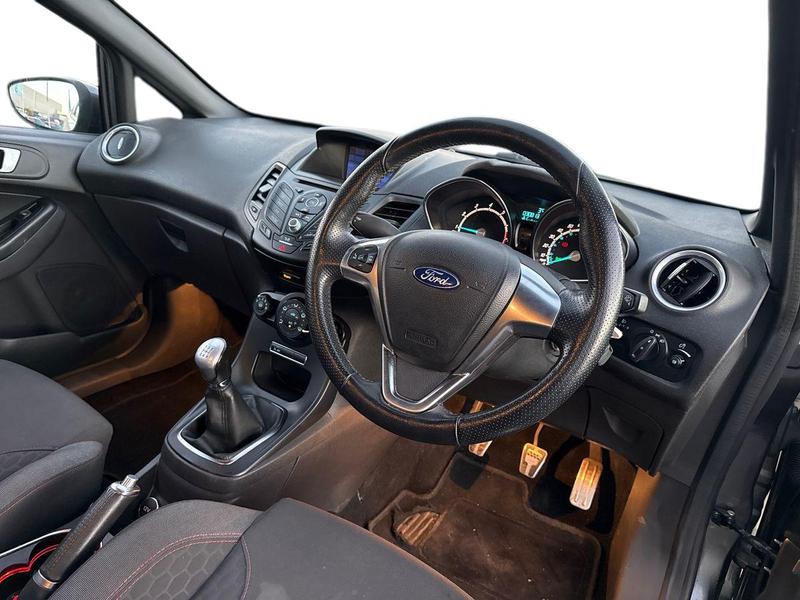 Used Ford Fiesta 2017 for sale - 77225790: Photo 11