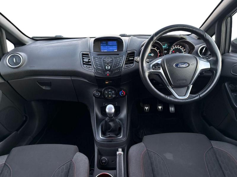 Used Ford Fiesta 2017 for sale - 77225790: Photo 12