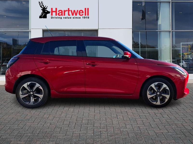 Used Suzuki Swift 2024 for sale - 77176471: Photo 2