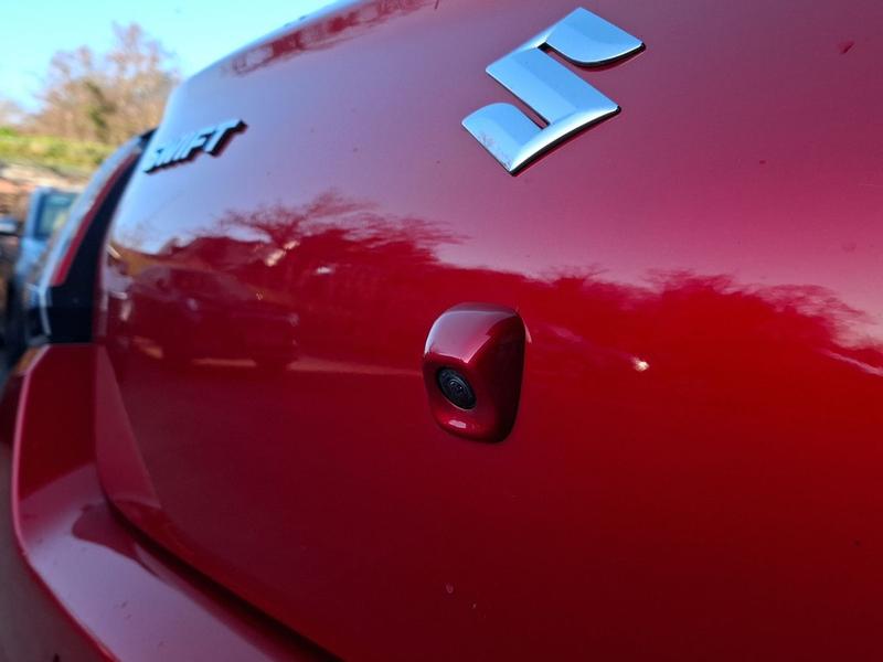 Used Suzuki Swift 2024 for sale - 77176471: Photo 32