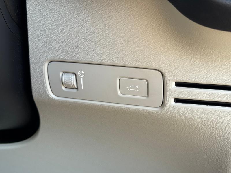 Used Volvo XC40 2020 for sale - 76766961: Photo 18